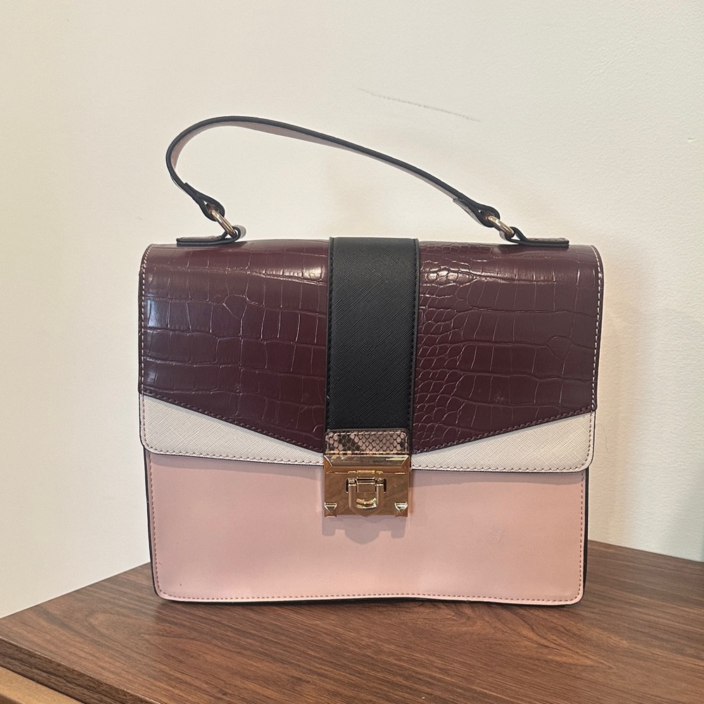 ALDO multicolor handbag 

*Never worn. Just had in storage.